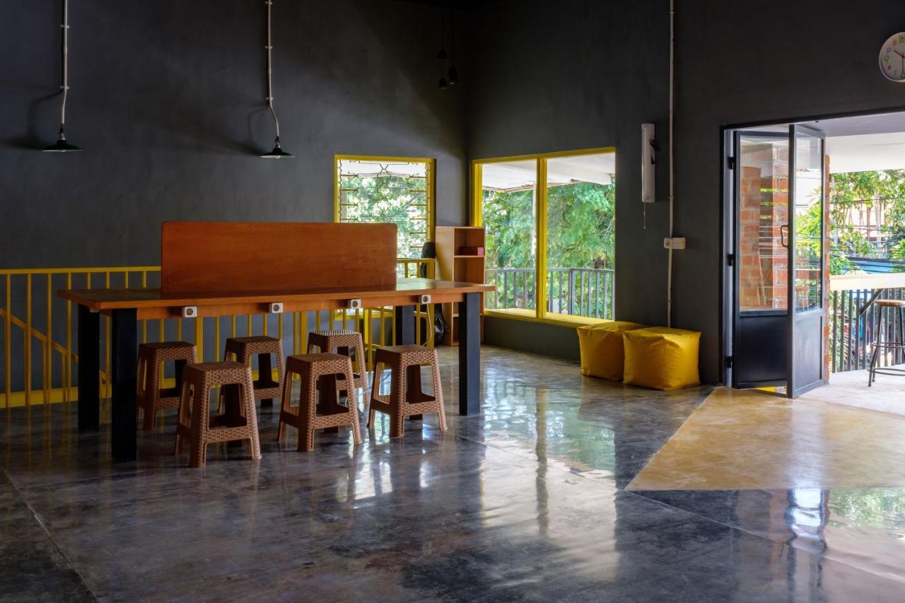 Kumpul Hostel Kuta Legian Extérieur photo