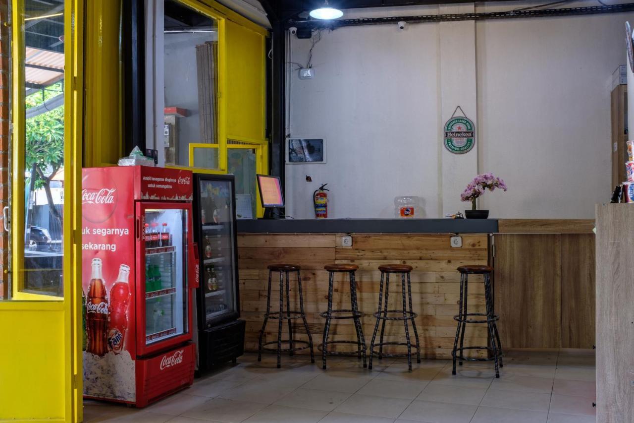 Kumpul Hostel Kuta Legian Extérieur photo